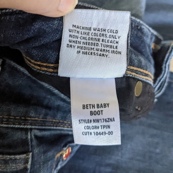 HUDSON Beth Baby Boot Jeans 25 Obscurity Slim Small Flare Mid Rise Mid Wash - Picture 15 of 15